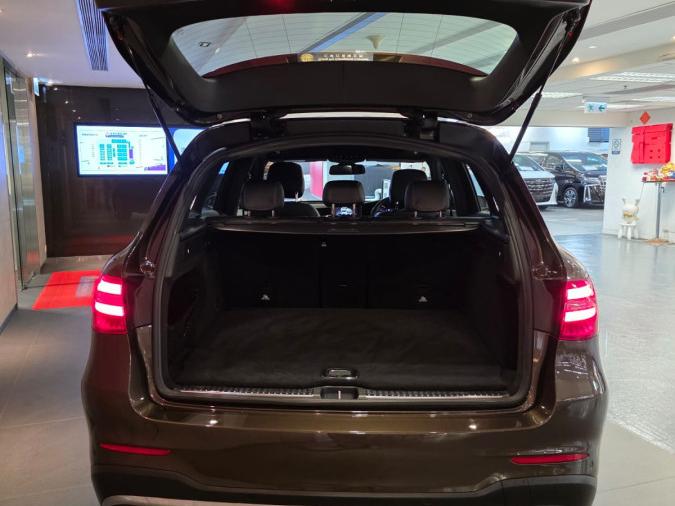 GLC250 4 Matic - Image 6